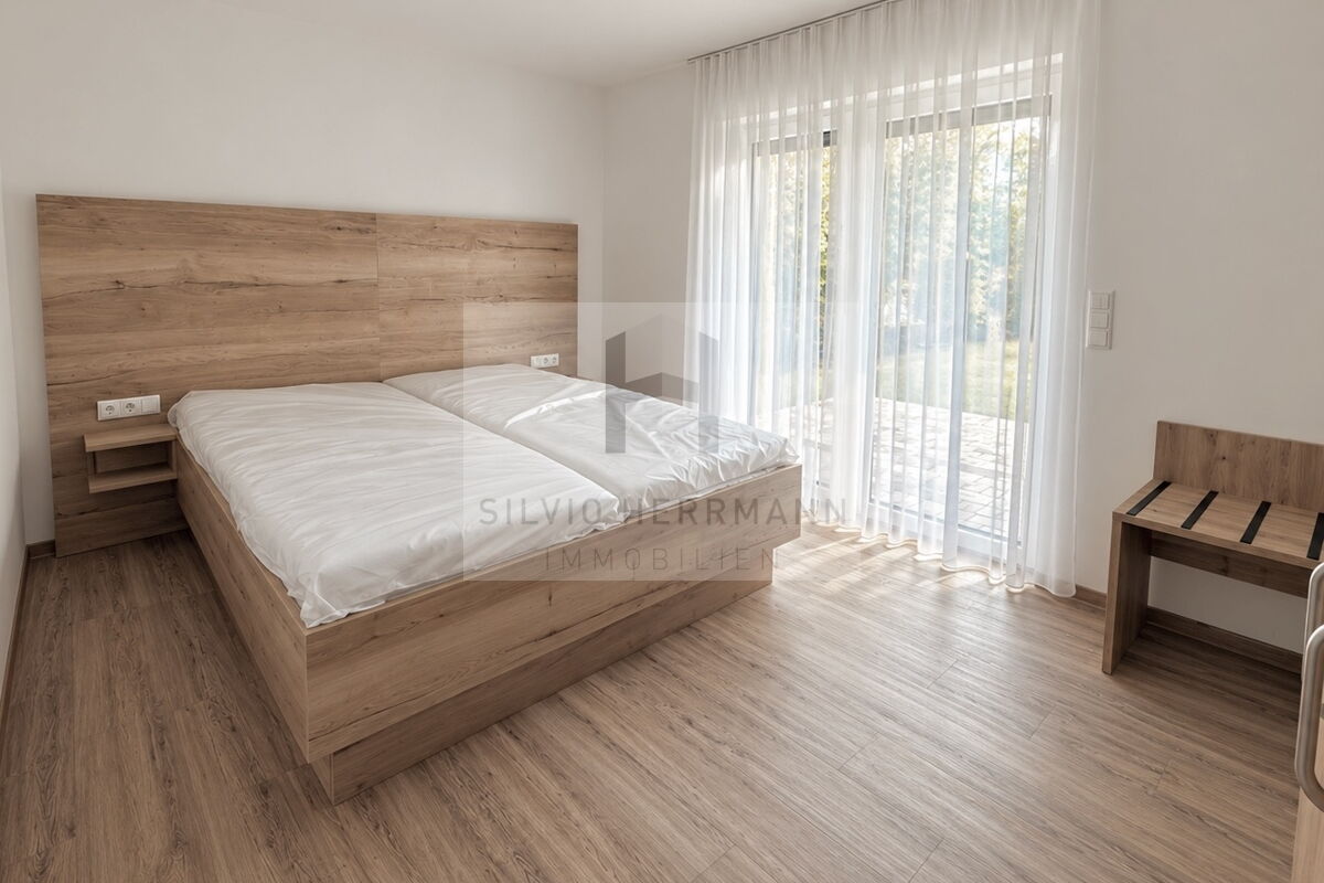 Schlafzimmer mit Terrasse