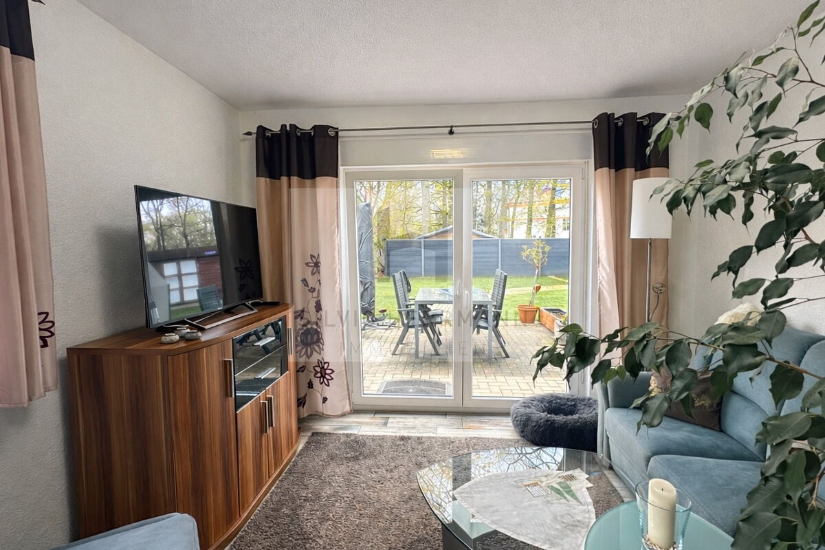 Erdgeschoss Wohnzimmer mit Terrasse
