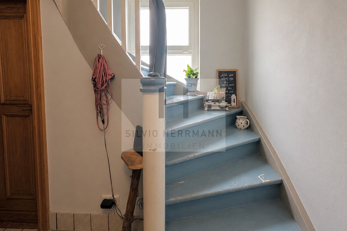 Erdgeschoss Flur Treppe