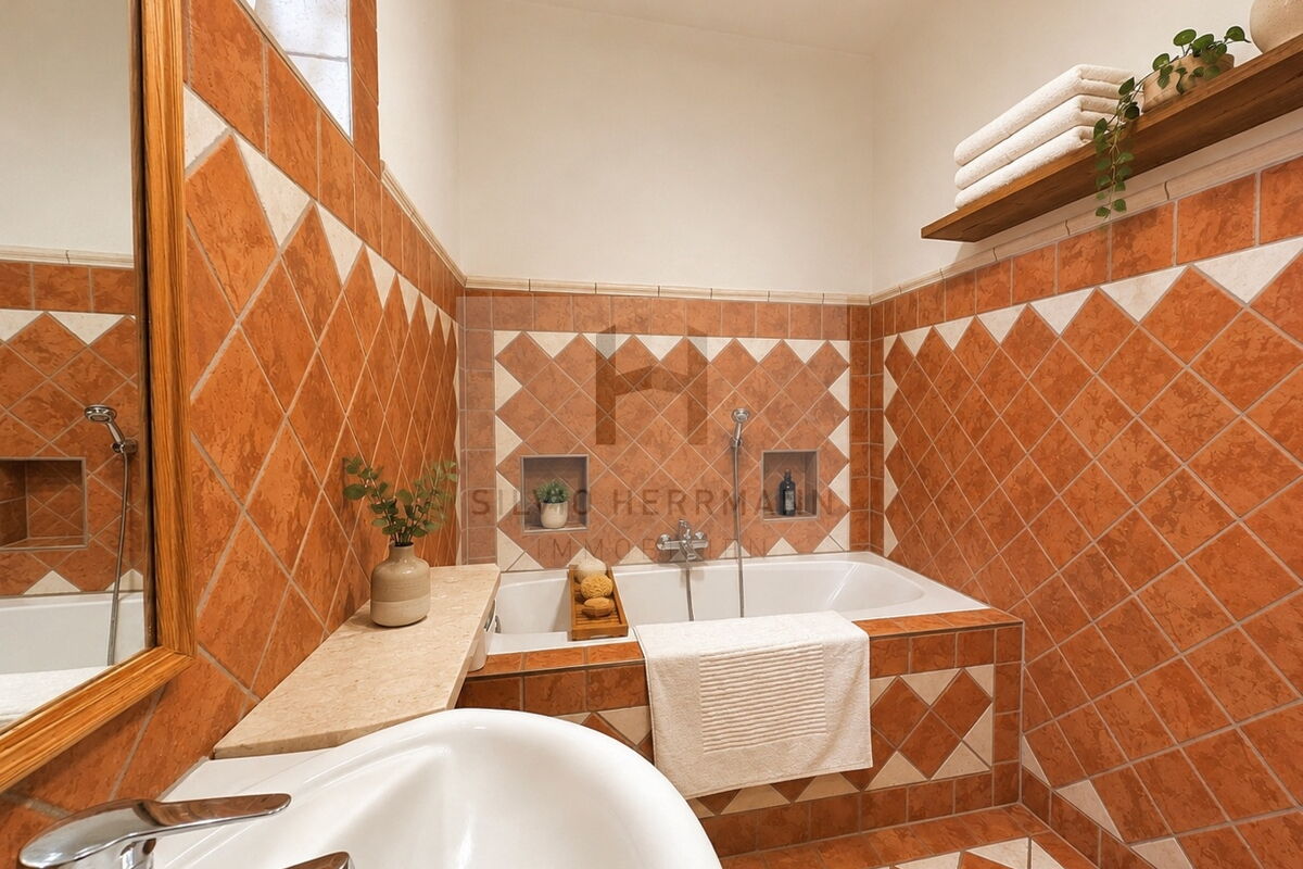 Obergeschoss Badezimmer mit Badewanne