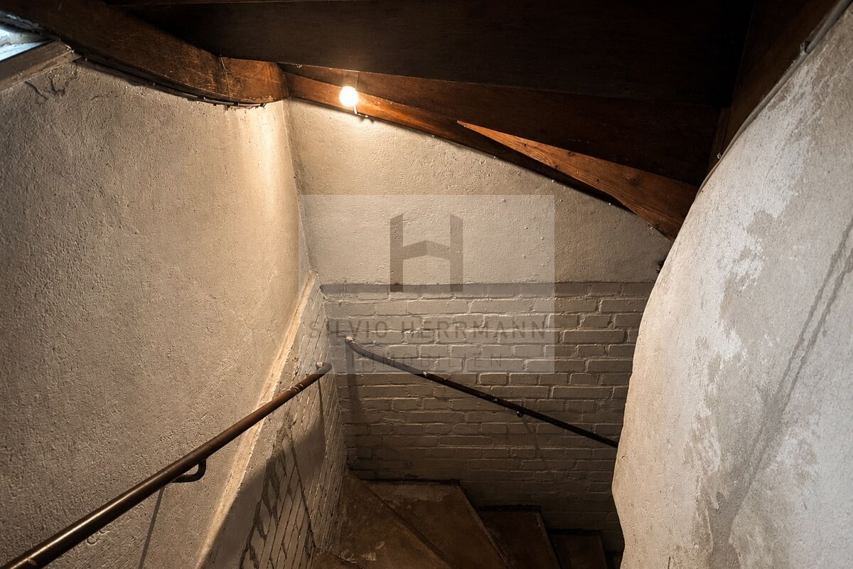 Keller Treppe