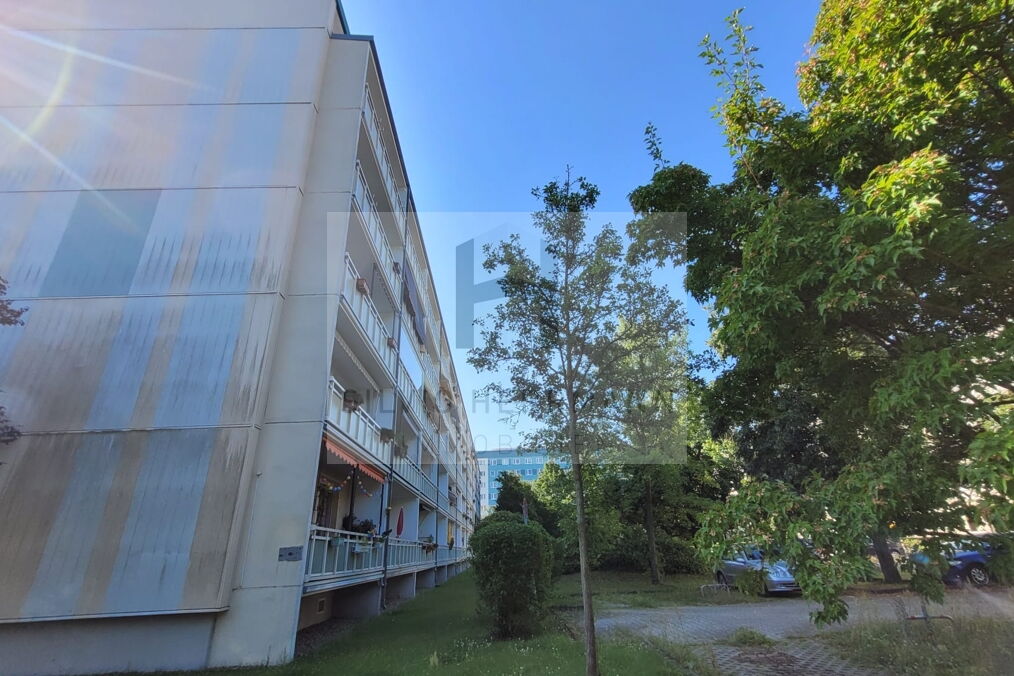 Ansicht Seite und Balkonseite