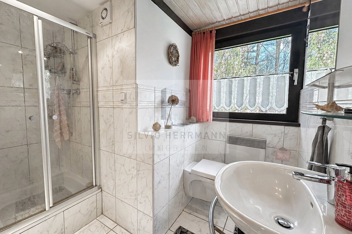 Erdgeschoss Badezimmer